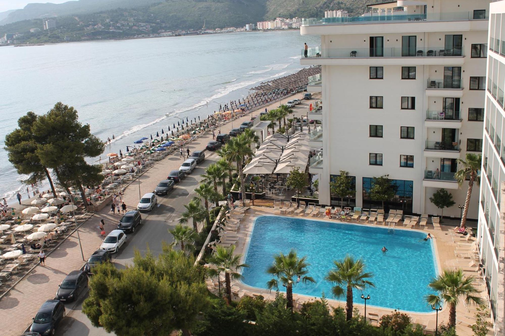 Blue Apartments & Hotel Shëngjin Eksteriør bilde
